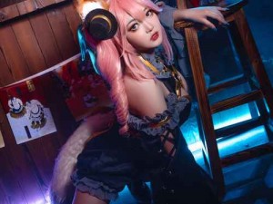 提莫的梦幻之旅：深入解析其角色魅力与Cosplay精彩瞬间