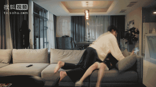 成人用品：男女 XXOO 动态图无遮挡 gif