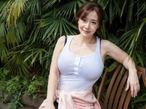 舌L 子伦熟妇 Gv，一款让你欲罢不能的成人产品