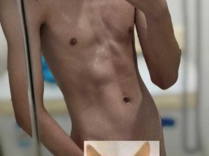 男男GayGays熟睡玩弄 ：男男 GayGays 熟睡中被玩弄，这样的行为是否合适？